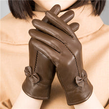 Load image into Gallery viewer, Woman Gloves