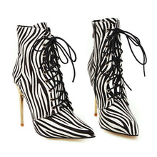 Load image into Gallery viewer, Pointed high heel Martin boots