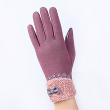 Load image into Gallery viewer, Touch screen ladies winter gloves outdoor sports cycling driving warm gloves not falling velvet gloves