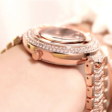 Load image into Gallery viewer, Women's watch with diamond strap