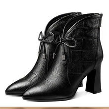 Load image into Gallery viewer, Women's New Fashion Bow Pointed High Heels