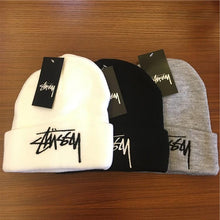 Load image into Gallery viewer, Men's And Women's Couple Woolen Hats Autumn Warm And Cold Hats