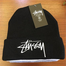 Load image into Gallery viewer, Men's And Women's Couple Woolen Hats Autumn Warm And Cold Hats