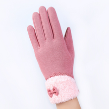 Load image into Gallery viewer, Touch screen ladies winter gloves outdoor sports cycling driving warm gloves not falling velvet gloves