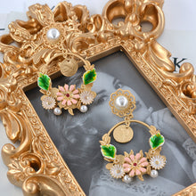 Load image into Gallery viewer, Metal Pearl Earrings Earrings Queen's Nightclub Exaggerated Earrings