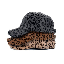 Load image into Gallery viewer, European And American New Baseball Cap Female Leopard Fluff