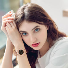 Load image into Gallery viewer, Women's watch with diamond strap