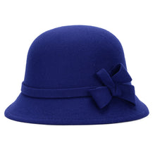 Load image into Gallery viewer, Bowler hat and fleece hat