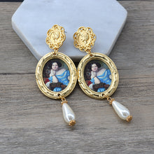 Load image into Gallery viewer, Vintage oil painting pearl earrings