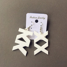 Load image into Gallery viewer, Acrylic earrings