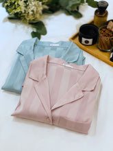 Load image into Gallery viewer, Pajamas About Temperament Striped Pattern Silk Fabric Short-sleeved Shorts Summer Ice Silk Home Service Suit Women