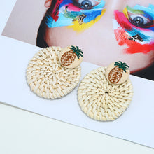 Load image into Gallery viewer, Rattan round earrings