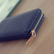 Load image into Gallery viewer, Women's coin purse