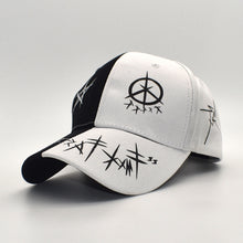 Load image into Gallery viewer, Black And White Color Matching Graffiti Baseball Cap