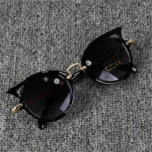 Load image into Gallery viewer, Beautyeye 2018 Kids Sunglasses Girls Brand Cat Eye Children Glasses Boys UV400 Lens Baby Sun glasses Cute Eyewear Shades Goggles