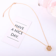 Load image into Gallery viewer, Zircon hexagram necklace
