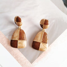 Load image into Gallery viewer, Geometric color block earrings
