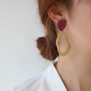 Temperament Long Earrings Female Retro Hit Color Designer Earrings Ear Clips