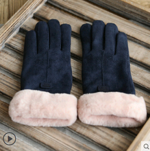 Load image into Gallery viewer, Gloves Female Autumn and Winter Warm Korean Version Plus Velvet Thick five Fingers Retro Suede Touch Screen Gloves Cute Driving
