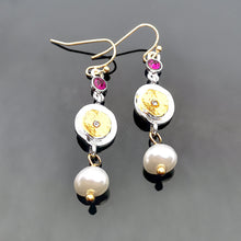 Load image into Gallery viewer, Coin Pearl Earrings
