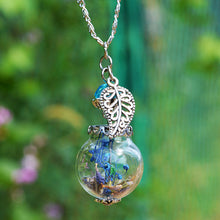 Load image into Gallery viewer, Glass cover necklace
