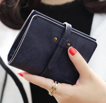 Load image into Gallery viewer, Woman Faux Leater Purse
