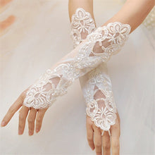 Load image into Gallery viewer, Wedding satin gloves
