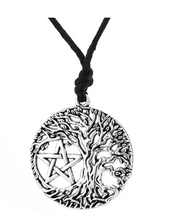 Load image into Gallery viewer, Pentagram necklace
