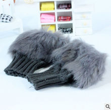 Load image into Gallery viewer, Autumn and winter warm thickening ladies gloves Korean rabbit hair cute half finger gloves wool knit gloves
