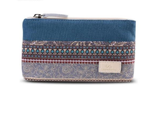 Load image into Gallery viewer, Canvas Artisan Storage Purses

