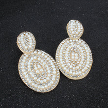 Load image into Gallery viewer, Circle earrings

