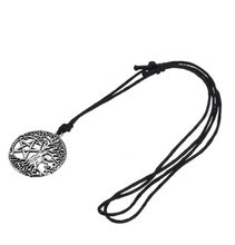 Load image into Gallery viewer, Pentagram necklace
