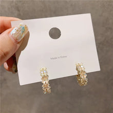 Load image into Gallery viewer, S925 Silver Needle Clover Shell Earrings
