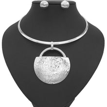 Load image into Gallery viewer, Punk Necklace Simple Pendant Necklace Collar Set
