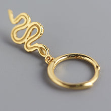 Load image into Gallery viewer, Irregular Golden Tassel Pleated Snake Earrings Earrings
