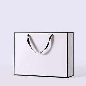 Simple And Convenient High-end Handbag