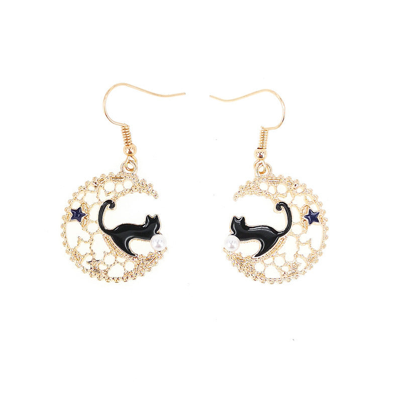 Cat fresh cartoon earrings ins wind moon earrings cute girl students simple Japanese and Korean earrings female ear clips