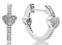 Load image into Gallery viewer, Tree Of Life Shining Snow Stud Earrings
