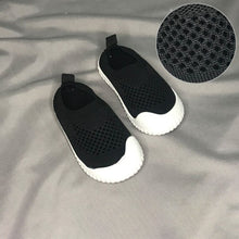 Load image into Gallery viewer, Children&#39;S Indoor Shoes Kindergarten Girls Boys Baby Soft Sole Shoes
