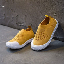Load image into Gallery viewer, Children&#39;S Indoor Shoes Kindergarten Girls Boys Baby Soft Sole Shoes
