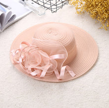 Load image into Gallery viewer, European And American Handmade Flower Net Yarn Hat

