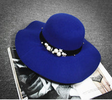 Load image into Gallery viewer, British Style Woolen Hat Women Autumn And Winter
