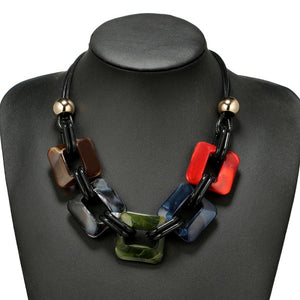 Women's fashion necklace
