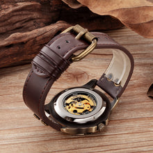 Load image into Gallery viewer, Mens Skeleton Steampunk Automatic Mechanical Watch
