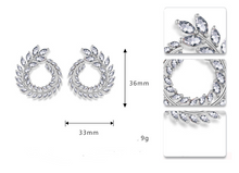 Load image into Gallery viewer, New willow-shaped earrings Micro-inlaid AAA zircon Simple fashion ladies earrings earrings
