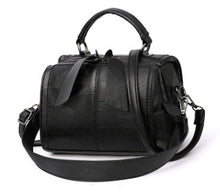 Load image into Gallery viewer, European and American fashion ladies handbags
