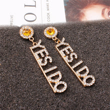 Load image into Gallery viewer, Temperament ear letter earrings
