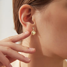 Load image into Gallery viewer, S925 Silver Earrings Female Temperament Planet Earrings

