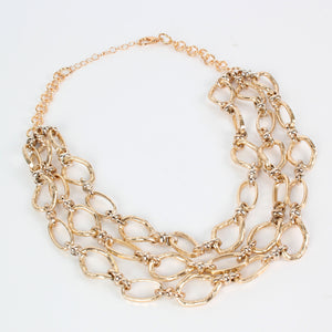 Metal necklace