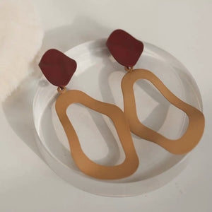 Temperament Long Earrings Female Retro Hit Color Designer Earrings Ear Clips